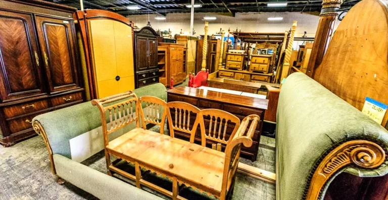 Consignment-Classics-Home-Furnishings_0637e7d3c05456a801c88558e2c0b5cf